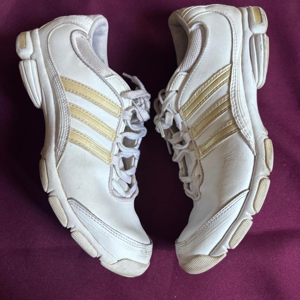 Adidas White & Gold Sneakers Womens Size 9.5 Athletic Training Shoes